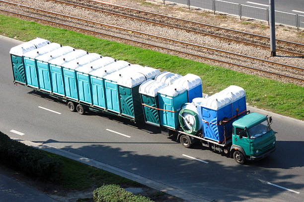 Porta potty delivery and setup in Haines City, FL